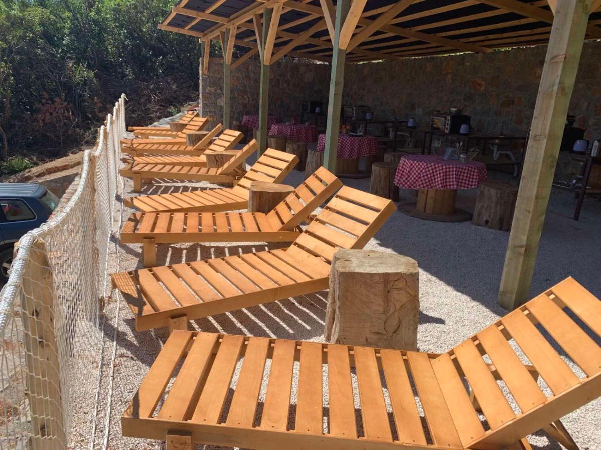 ホテル Bigova Glamping コトル エクステリア 写真